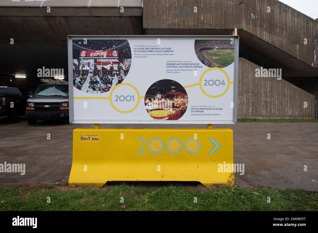2001 - 2004 Storia dello Stadio Olimpico a Montreal, Quebec, Canada Foto Stock