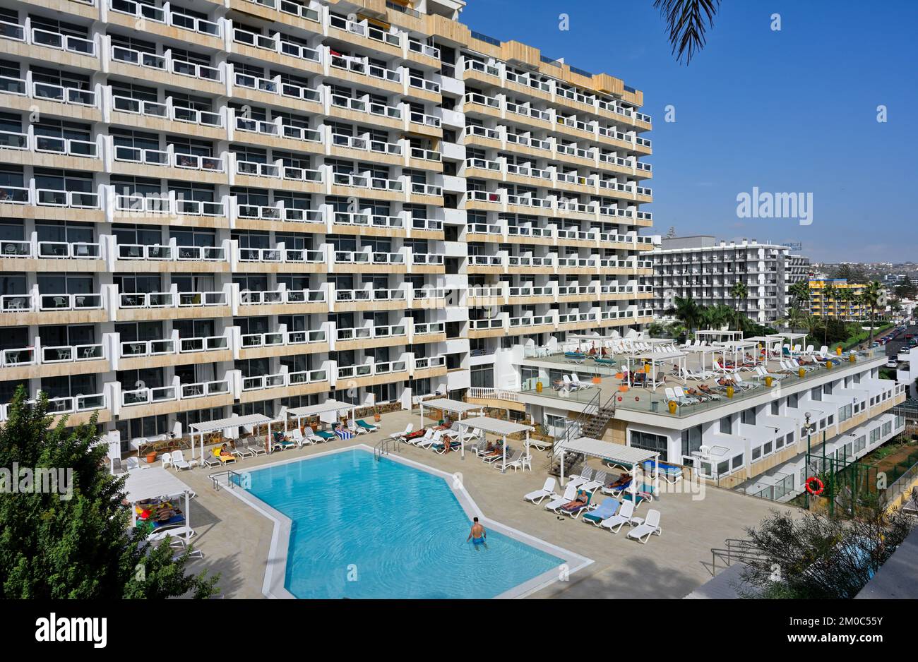 Hotel Europalace con piscina esterna e solarium, San Agustín, Las Palmas, Gran Canaria Foto Stock