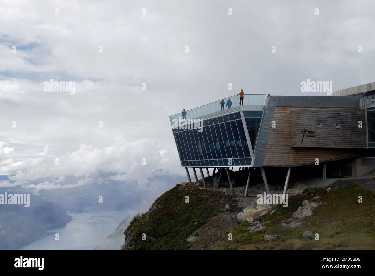 Una bella foto del Ristorante Hoven a Loen, Norvegia Foto Stock