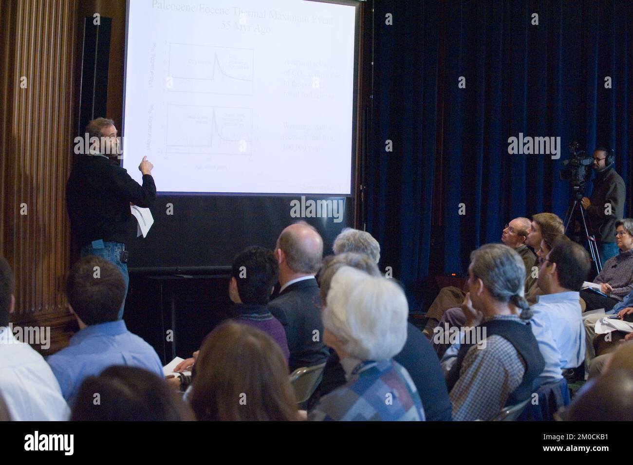 Office of Administration and Resource Management - Transformational Leadership Conference (TLC) con David Archer. Presentazione 'The Long Thaw' , Agenzia per la protezione ambientale Foto Stock Office of Administration and Resource Management - Transformational Leadership Conference (TLC) con David Archer. Presentazione 'The Long Thaw' , Agenzia per la protezione ambientale Foto Stock