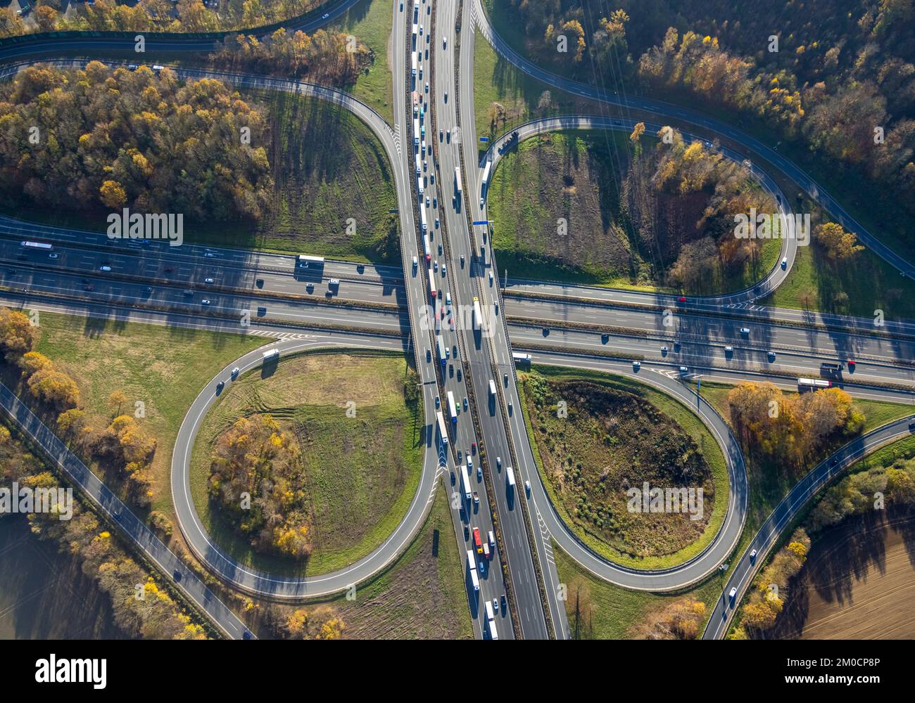 Veduta aerea, Westhofener Kreuz della superstrada A1 e della superstrada A45 nel distretto di Westhofen a Schwerte, zona della Ruhr, Renania settentrionale-Vestfalia, Germania, autostrada, F Foto Stock