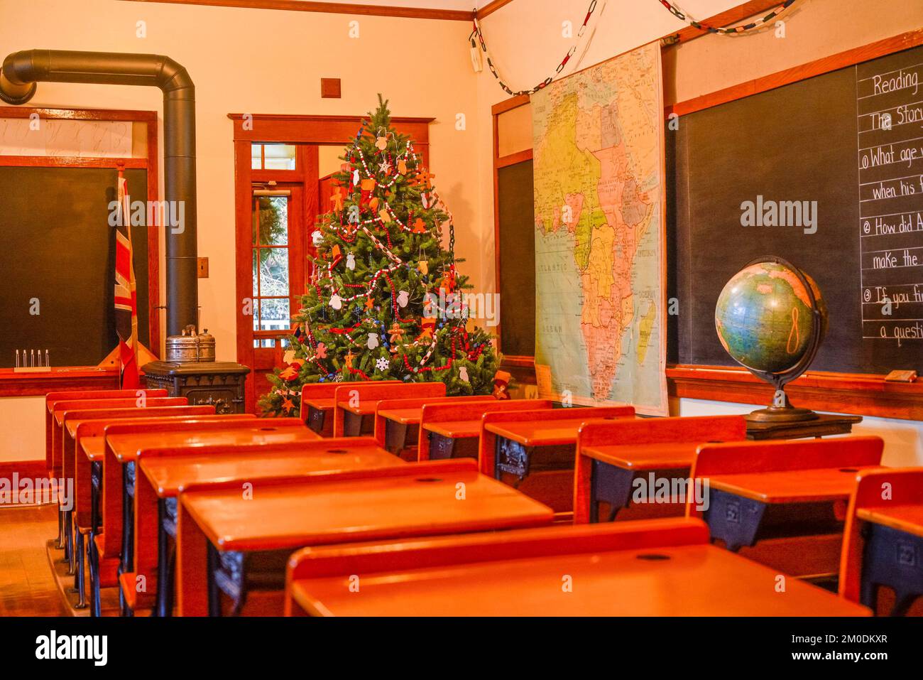 Banchi, Seaforth School, Burnaby Village Museum, Burnaby, British Columbia, Canada Foto Stock