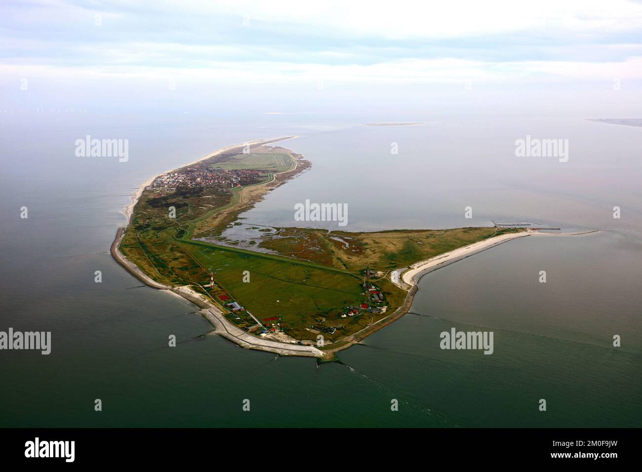 Isola di Wangerooge da ovest, 28.10.2022, vista aerea, Germania, bassa Sassonia, Frisia, Wangerooge Foto Stock