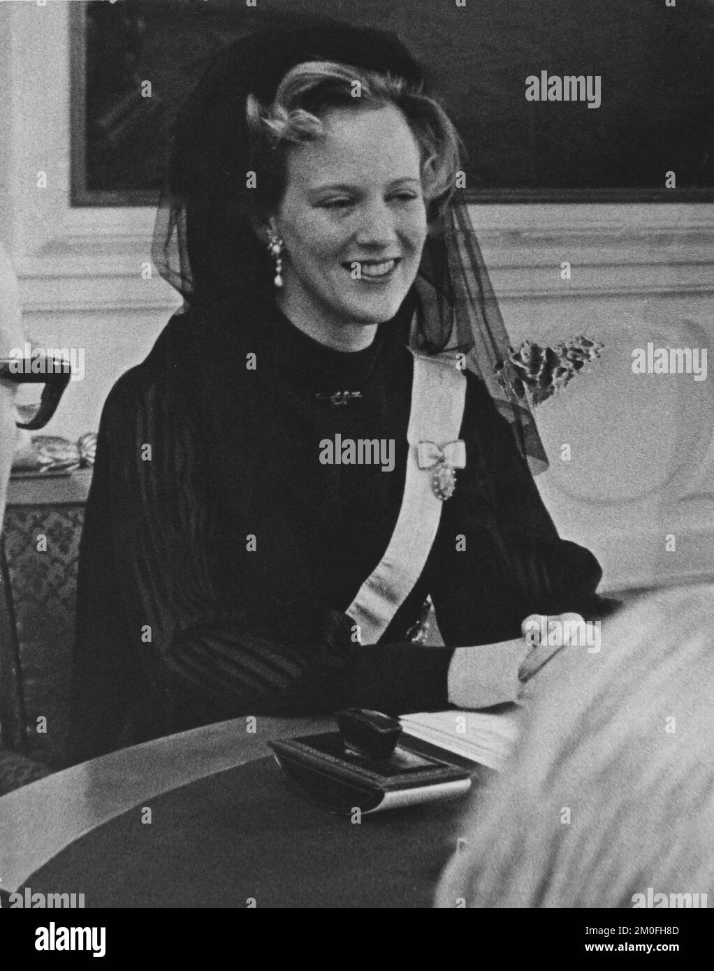 Regina Margrethe II di Danimarca, proclamata Regina, dopo la morte del padre re Frederik IX Foto Stock