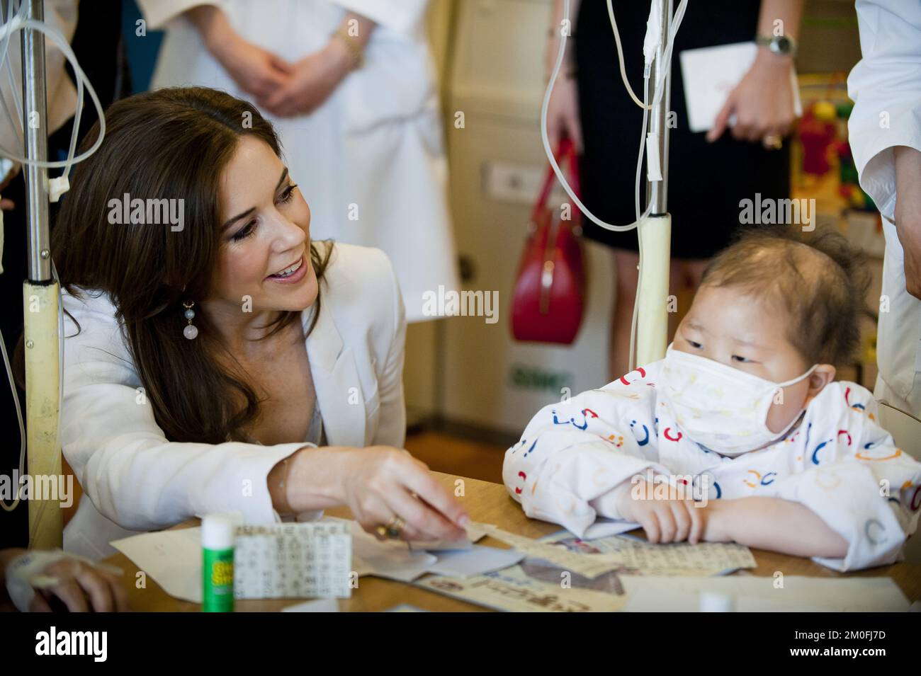 Crown Princess Mary Visita il Centro medico Samsung di Seoul, 11-05-2012. FOTOGRAFO KLAVS BO CHRISTENSEN / POLFOTO Foto Stock