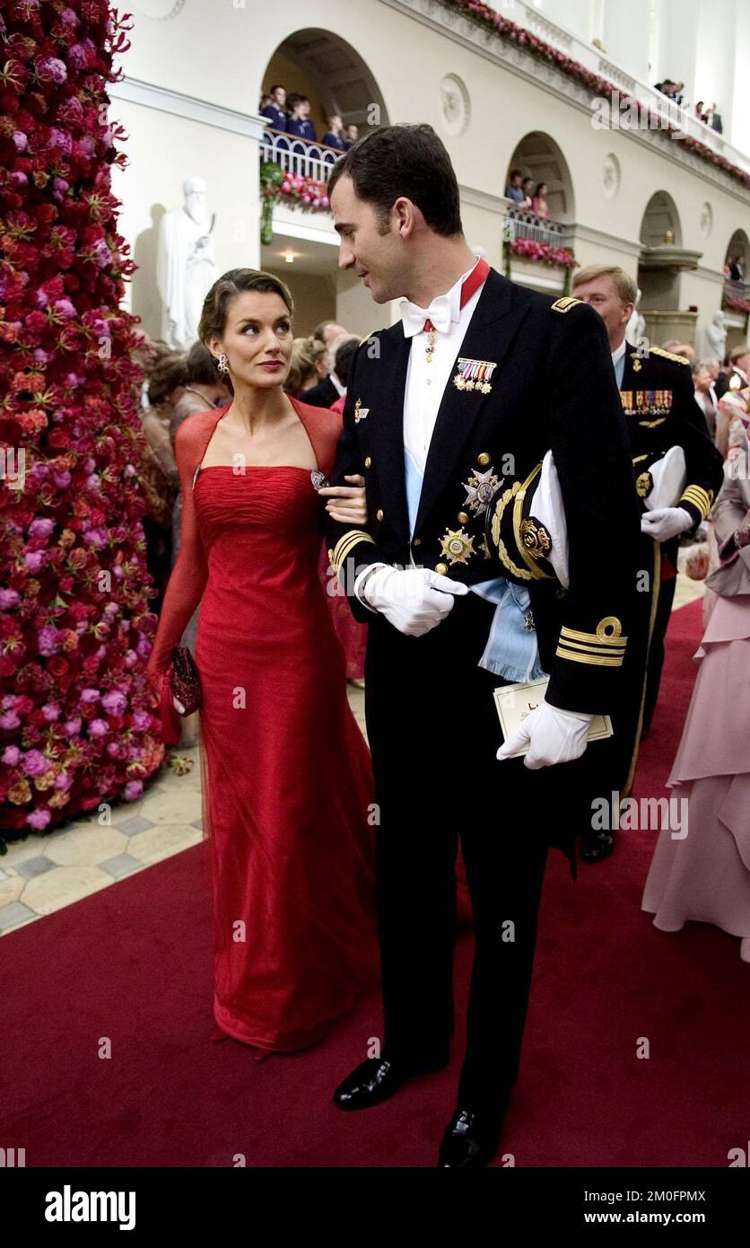 La signorina Letizia Ortiz e il principe ereditario di Spagna Felipe si sposeranno presto in occasione delle nozze del principe ereditario danese e della signorina Mary Elizabeth Donaldson nella Cattedrale di Copenaghen, la Chiesa di nostra Signora. Foto Stock