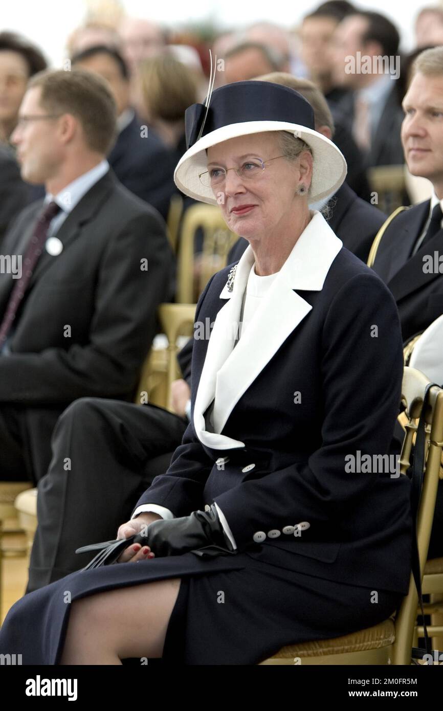 La regina danese Margrethe partecipa all'apertura della nuova fabbrica di porcellane della Royal Copenhagen Firm, nei pressi di Copenaghen. Foto Stock