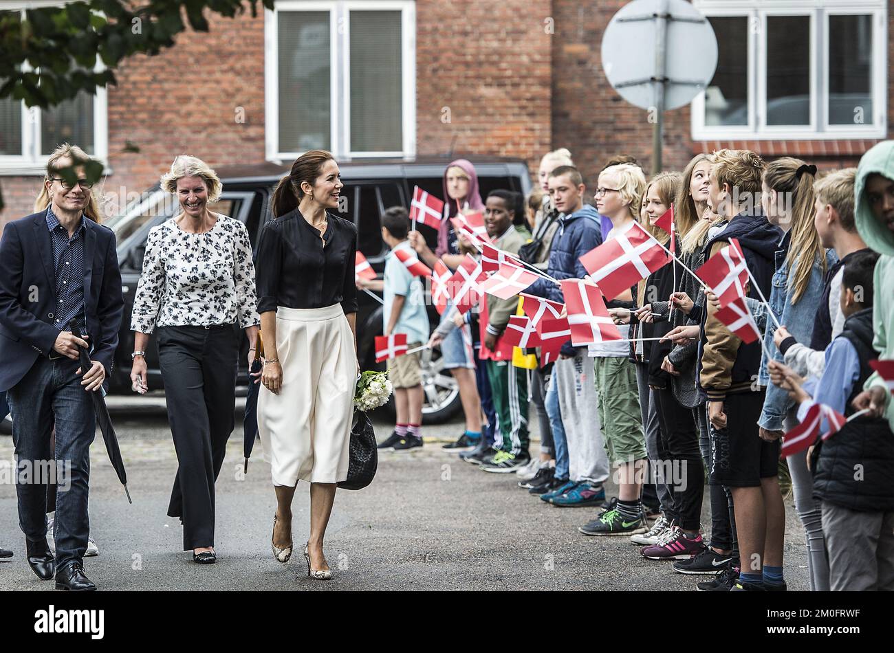 La Principessa Corona Maria ha partecipato martedì al lancio della misura d'amore sulla Scuola Guldberg a Norrebro a Copenaghen . Insieme al Centro per lo sviluppo della Famiglia, Maria lancia un nuovo programma di insegnamento per le classi superiori della scuola elementare . Misura amorevole chiamata progresso , che dà ai giovani gli strumenti per gestire le emozioni difficili e, in ultima analisi, per prevenire la violenza datata . (Mogens Flindt / POLFOTO ) Foto Stock La Principessa Corona Maria ha partecipato martedì al lancio della misura d'amore sulla Scuola Guldberg a Norrebro a Copenaghen . Insieme al Centro per lo sviluppo della Famiglia, Maria lancia un nuovo programma di insegnamento per le classi superiori della scuola elementare . Misura amorevole chiamata progresso , che dà ai giovani gli strumenti per gestire le emozioni difficili e, in ultima analisi, per prevenire la violenza datata . (Mogens Flindt / POLFOTO ) Foto Stock
