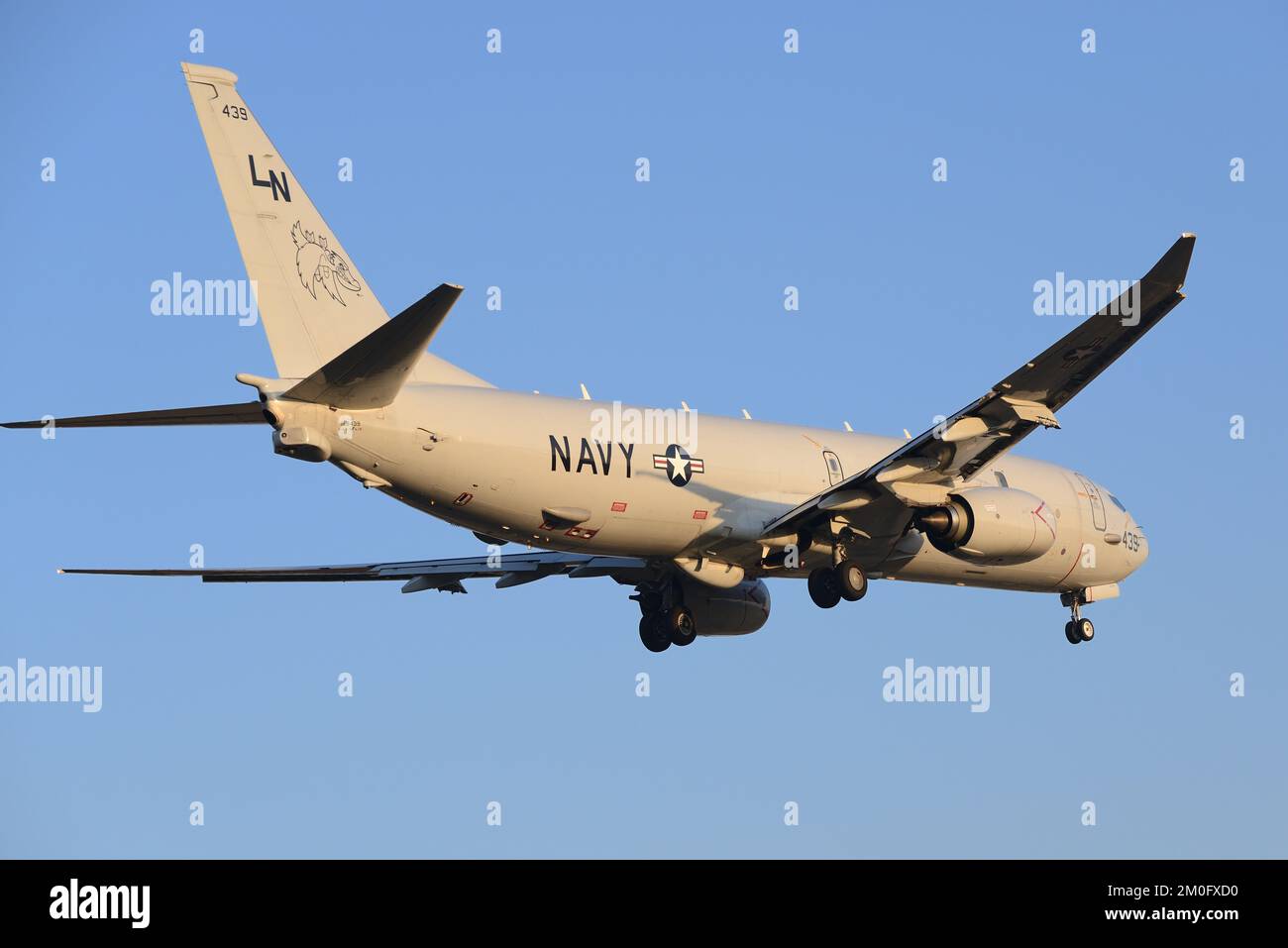 Prefettura di Kanagawa, Giappone - 28 marzo 2015: Boeing P-8A della Marina degli Stati Uniti Poseidon Multimision Maritime Aircraft di VP-45 Pelicans. Foto Stock