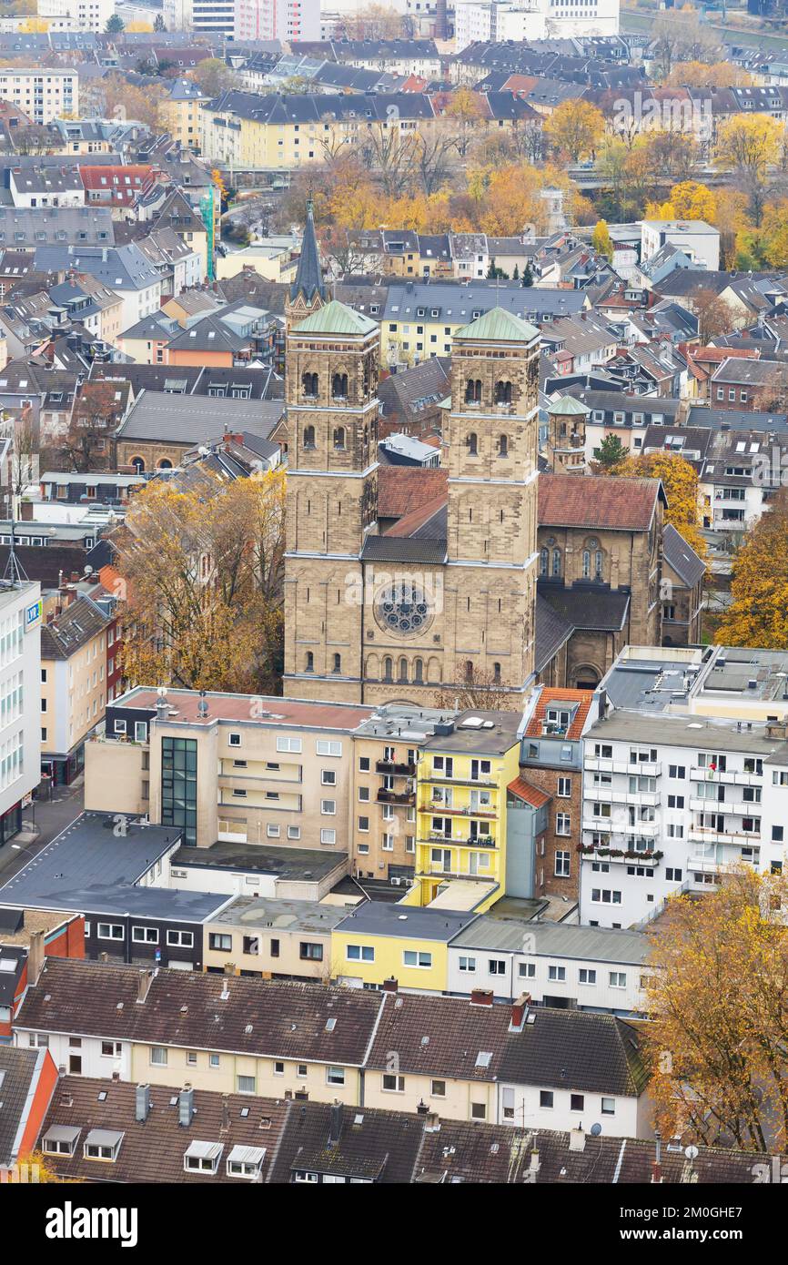 Chiesa Cattolica Romana di Sant'Eriberto, vista dall'alto nella torre del Triangolo di Colonia. Koln Colonia, Renania settentrionale-Vestfalia, Germania occidentale Foto Stock