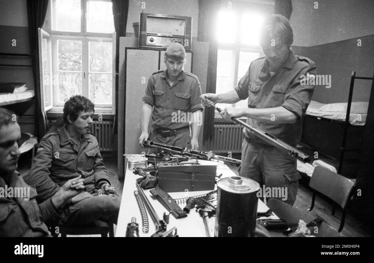 La vita quotidiana della Bundeswehr reclute in una caserma su 26.05.1976 a Hemer, Germania, Europa Foto Stock