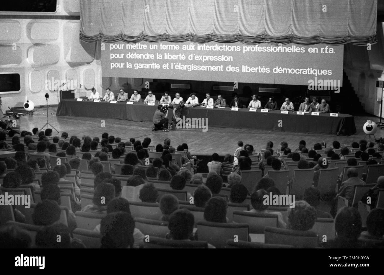 Una conferenza internazionale su una questione tedesca, i divieti occupazionali innescati dal decreto radicale del 07.7.1976 a Strasburgo, fra, Francia, Foto Stock