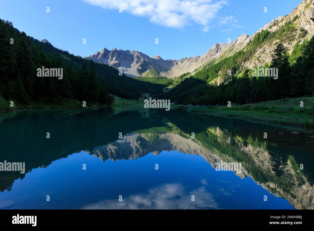 Francia, Hautes Alpes, Villar Saint Pancrace, Lago d'Orceyrette (1927m) Foto Stock