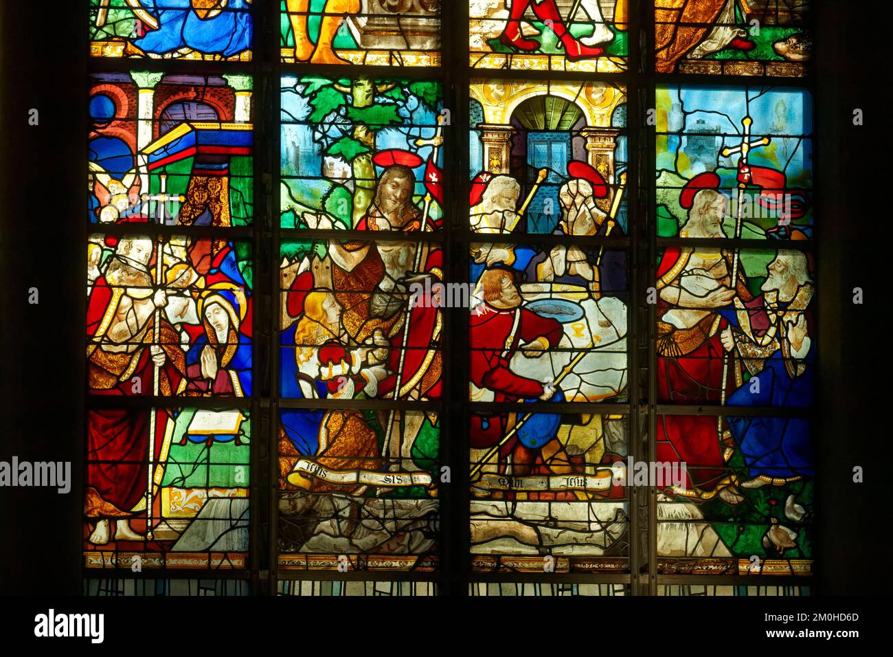 Francia, Seine Maritime, Rouen, Place du Vieux Marche, il sito di Giovanna d'Arco della pira, la moderna chiesa di San Giovanna d'Arco, luogo di conservazione delle vetrate dell'ex St. Vincent Chiesa distrutta nel 1944 Foto Stock