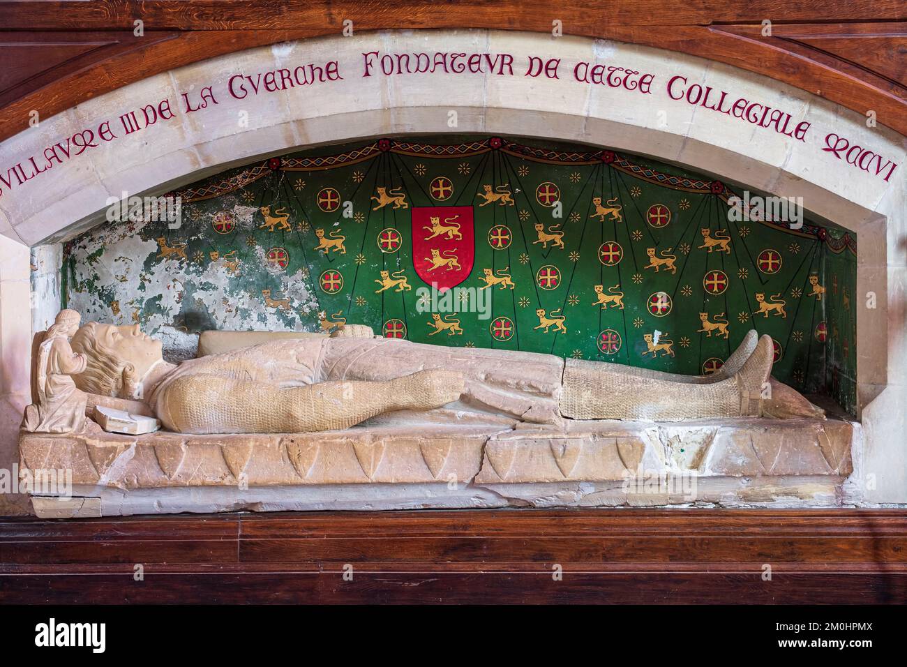 Francia, Ille-et-Vilaine, la Guerche-de-Bretagne, Basilica di nostra Signora dell'Assunzione, tomba di Guillaume III de la Guerche, fondatore della chiesa collegiata Foto Stock