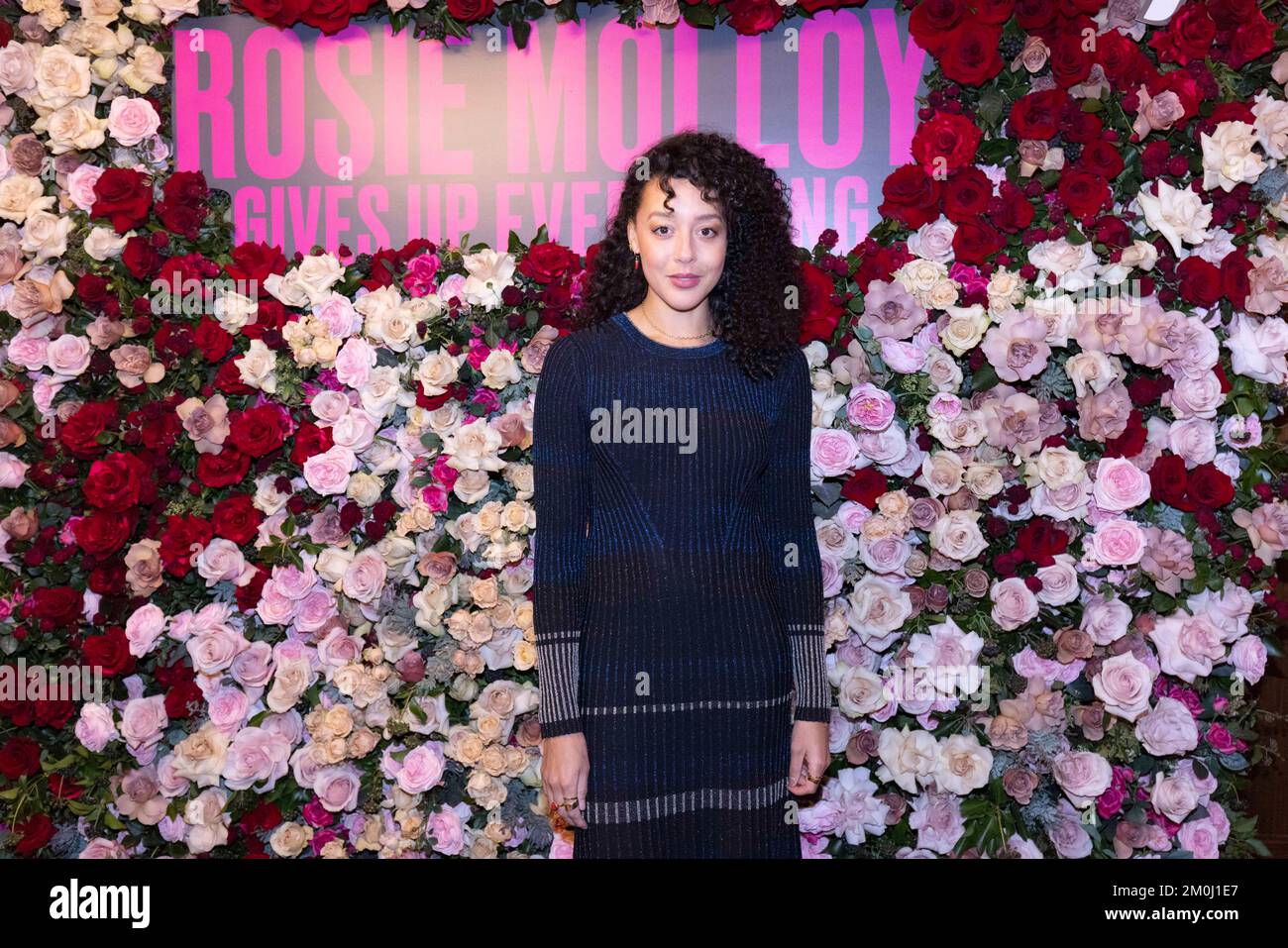 Adelle Leonce arriva in anteprima alla proiezione di Rosie Molloy Gives Up Everything, presso l'Everyman Borough Yards di Londra. Data immagine: Martedì 6 dicembre 2022. Foto Stock