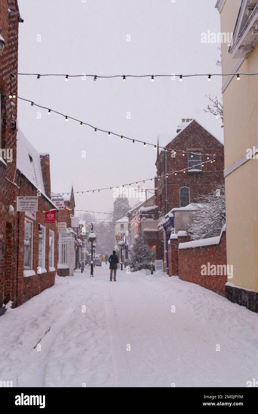 North Parade Avenue, Oxford, in una serata invernale innevata. Foto Stock