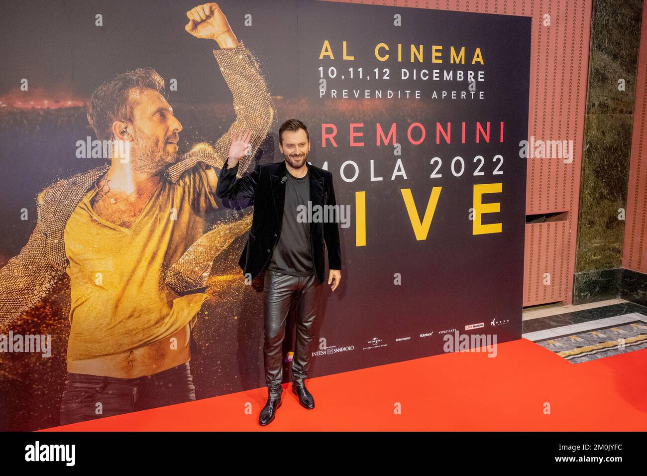 Italia 6 Dicembre 2022 Cesare Cremonini al cinema Odeon per Imola Live 2022 a Milano © Andrea Ripamonti / Alamy Foto Stock