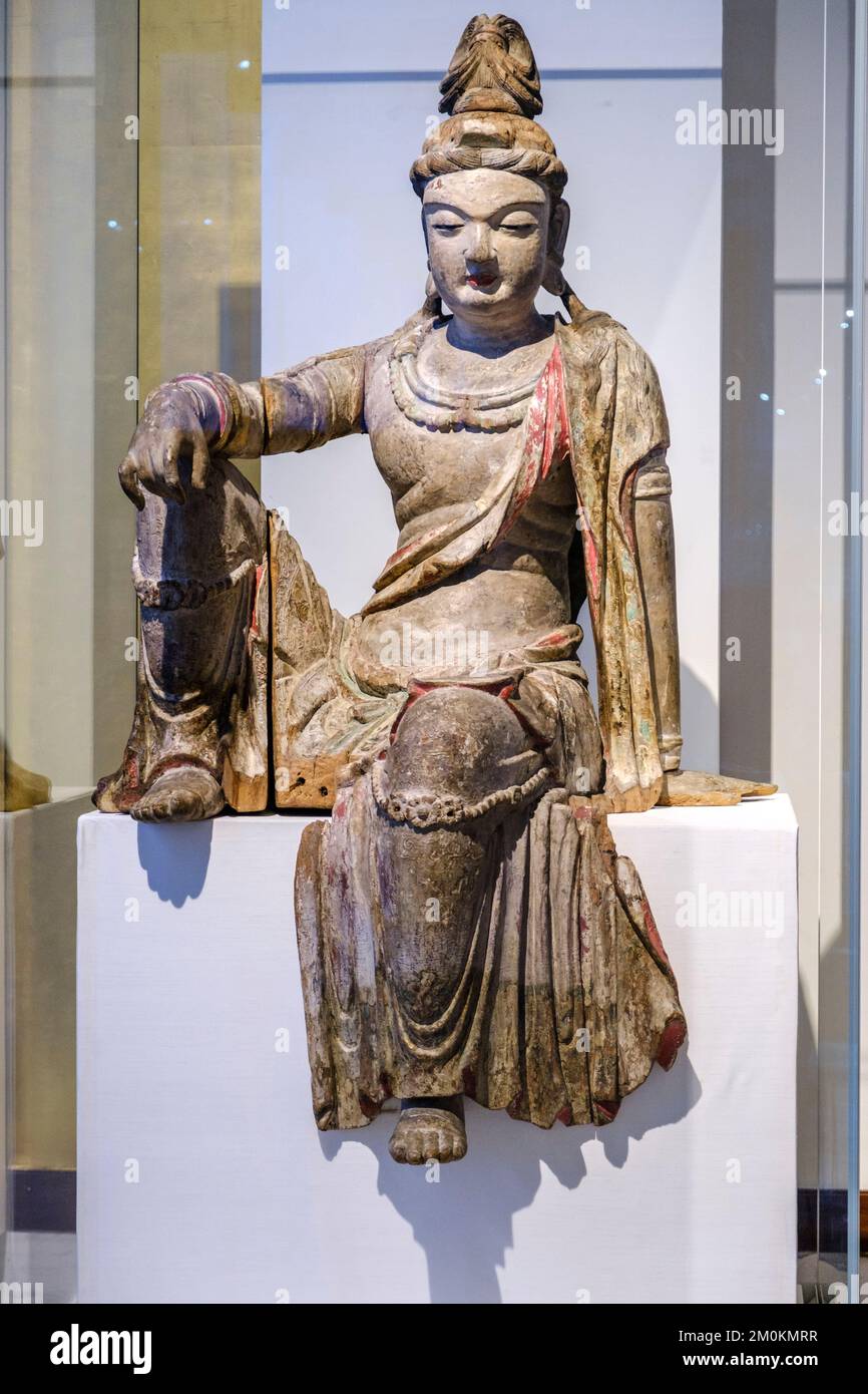 Bodhisattva Guanyin, figura in legno dipinta devozionale, dinastia Jin, 1115-1234, Shanxi, museo britannico, Londra, Inghilterra, Gran Bretagna Foto Stock