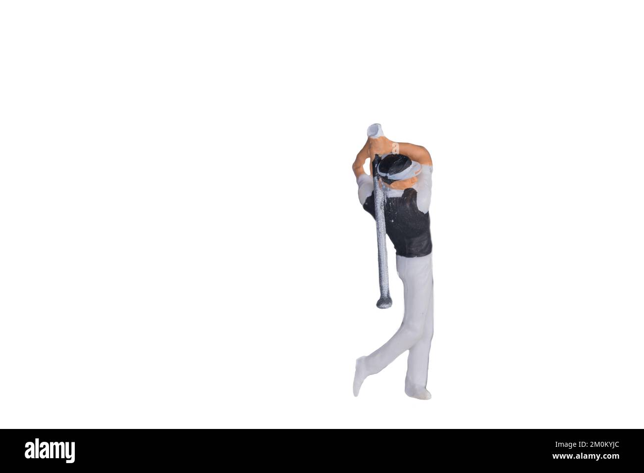 Silhouette da golfista che brulicava fuori isolato su sfondo bianco, persone in miniatura Foto Stock