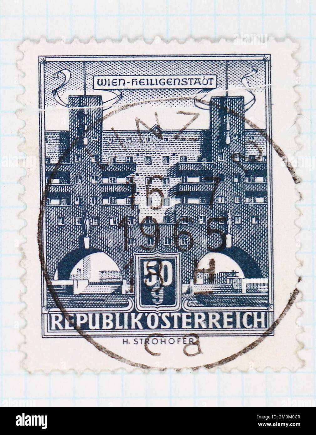 Foto di un francobollo dall'Austria Karl-Marx-Hof, Vienna-Heiligenstadt edifici serie 1959 Foto Stock