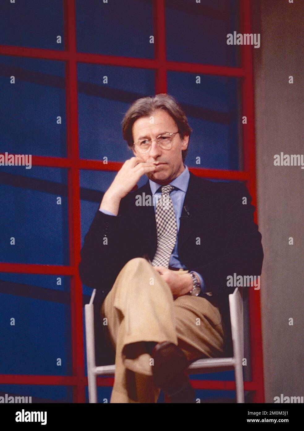 Il giornalista italiano Vittorio Feltri al programma televisivo Maurizio Costanzo Show, Roma, Italia 1994 Foto Stock