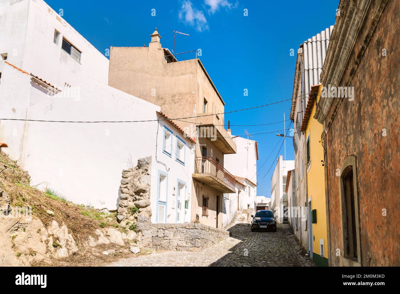 Architettura imbiancata di montagna Monchique, Algarve, Portogallo Foto Stock