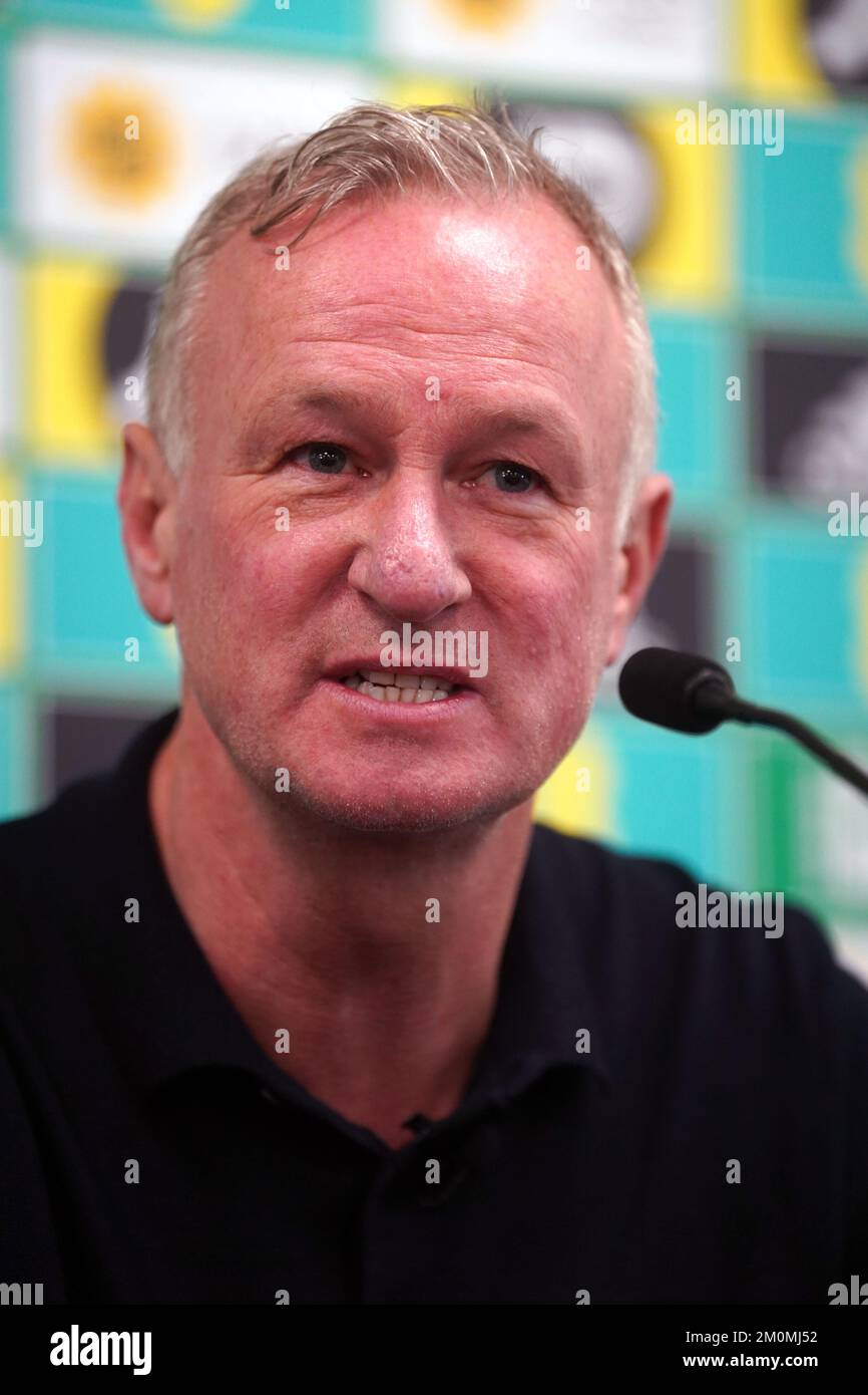 Michael o'Neil, nuovo direttore dell'Irlanda del Nord, durante una conferenza stampa a Windsor Park, Belfast. O’Neill, torna per un secondo stint come manager dopo aver guidato il suo paese ad un primo grande torneo in 30 anni, quando li ha condotti a Euro 2016, ma si è dimesso nell'aprile 2020 avendo già assunto il ruolo di manager di Stoke pochi mesi prima. Data immagine: Mercoledì 7 dicembre 2022. Foto Stock