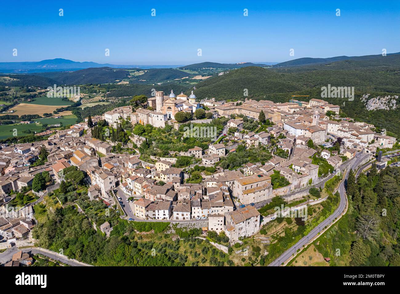 Italia, Umbria, Amelia, veduta della città (veduta aerea) Foto Stock