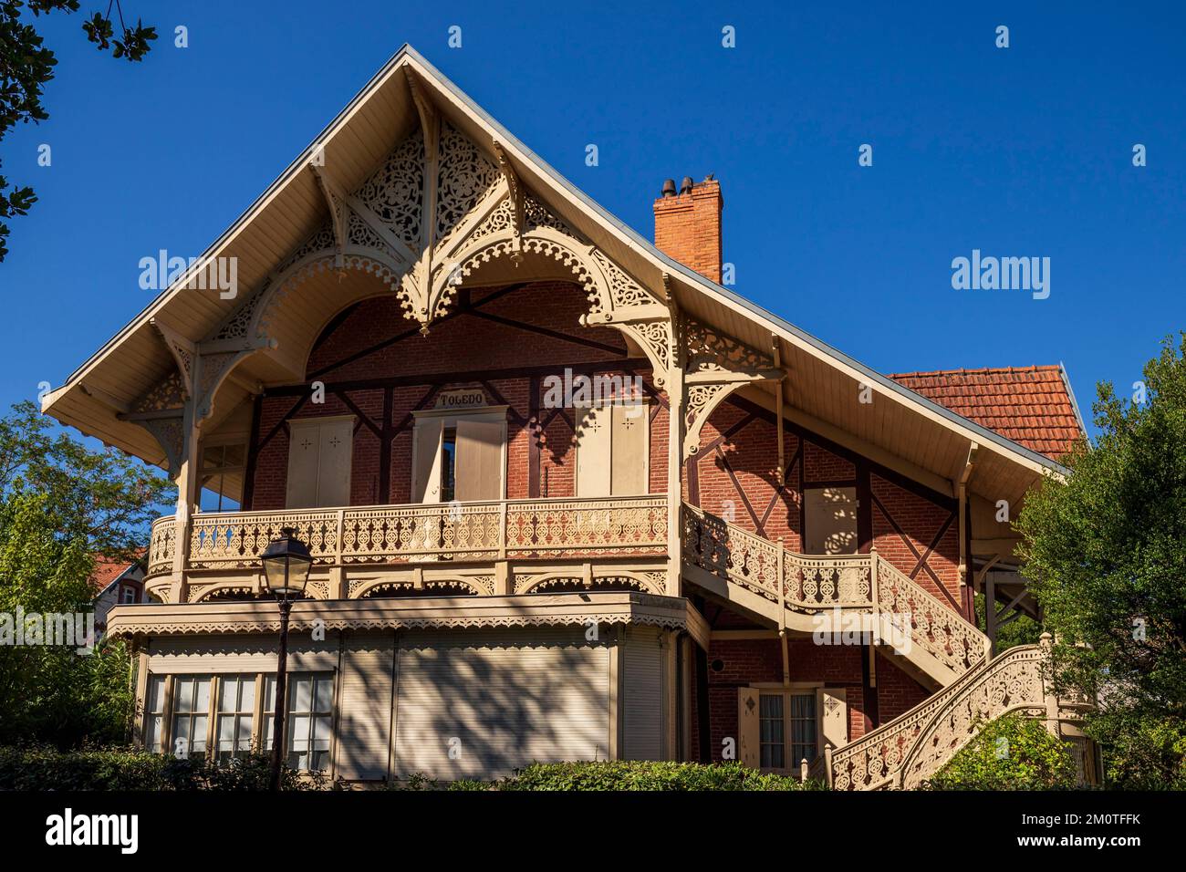 Francia, Gironde, Arcachon, villa Toledo con la cosiddetta architettura pittoresca nel quartiere Ville d'Hiver Foto Stock