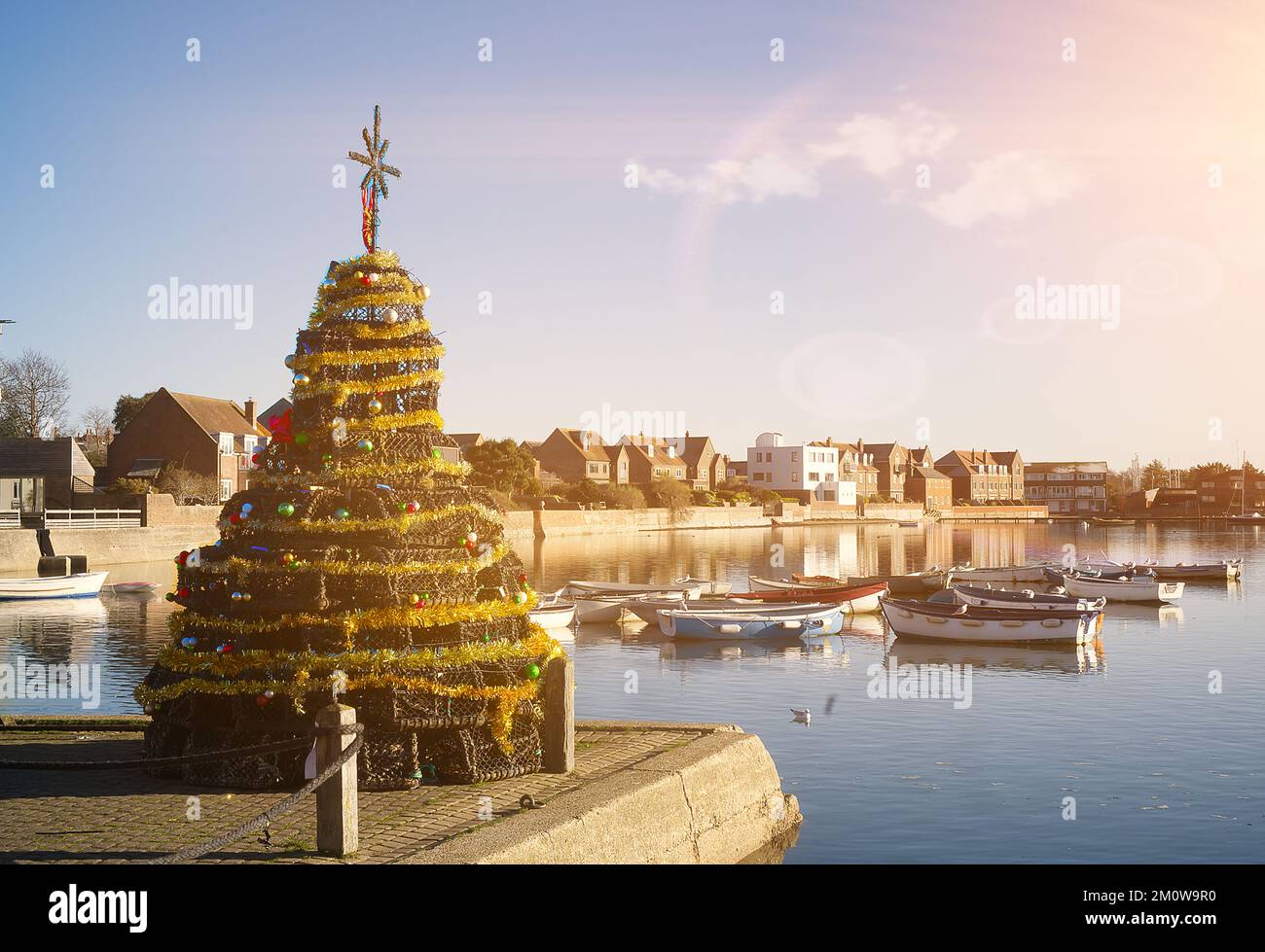 Albero di Natale fatto di pentole di aragosta Foto Stock