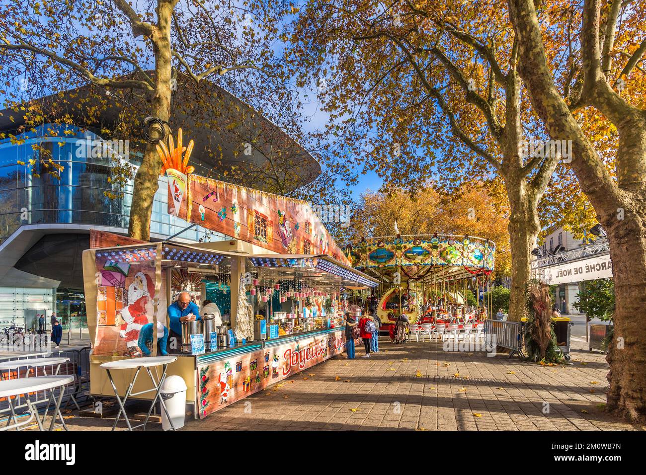 Stand tradizionale mercatino di Natale - Tours, Indre-et-Loire (37), Francia. Foto Stock