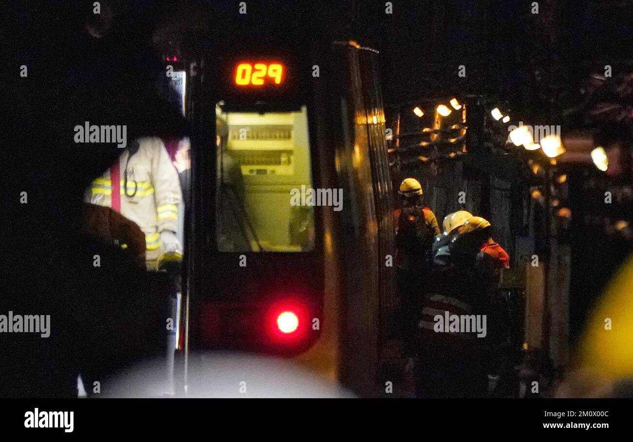 Incidenti di emergenza MTR nella stazione di Tseung Kwan o MTR. 05DEC22. SCMP/Elson li Foto Stock