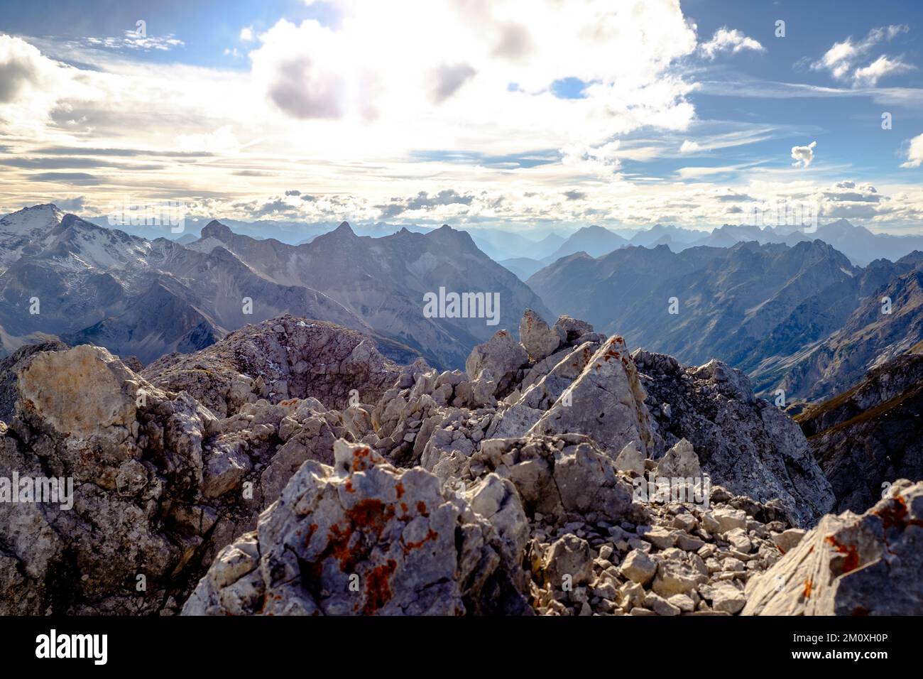 Felsige Hochgebirgslandschaft im Karwendel Foto Stock