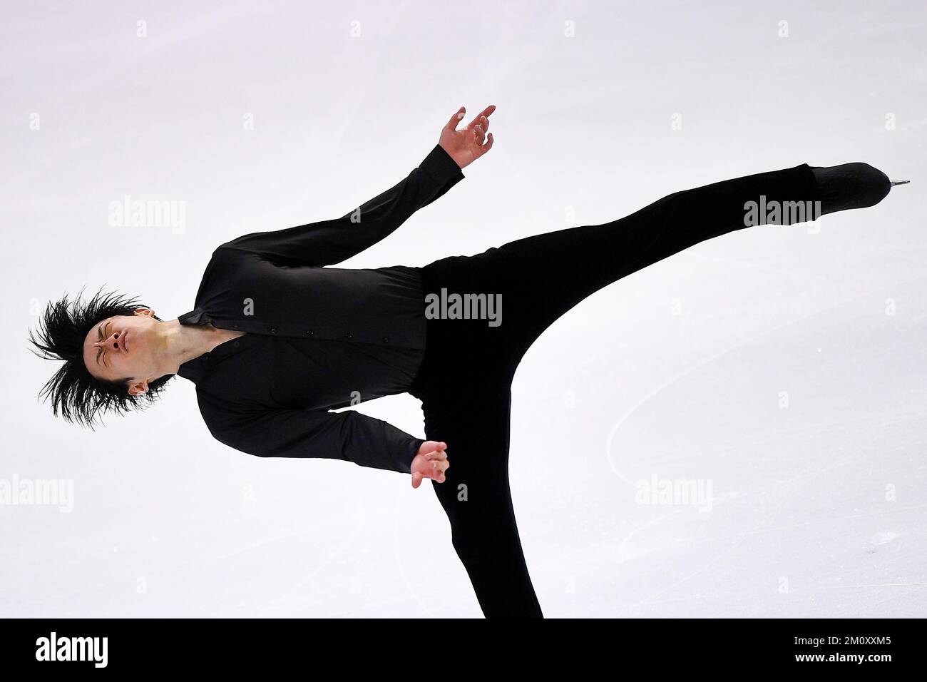 Torino, Italia. 08 dicembre 2022. La SOTA Yamamoto del Giappone compete nel Men Short Program durante il primo giorno della ISU Grand Prix of Figure Skating Final. Nicolò campo/Alamy Live News Foto Stock