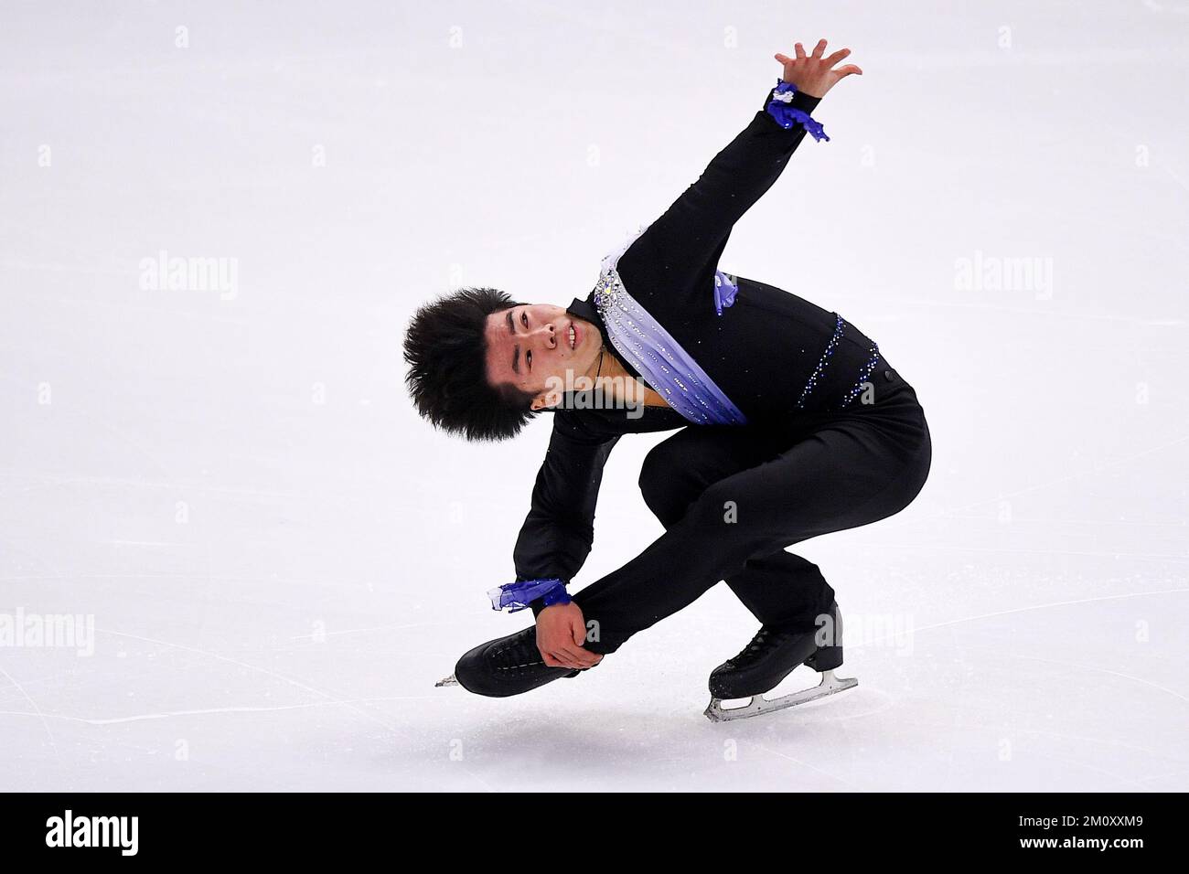 Torino, Italia. 08 dicembre 2022. Shun Sato of Japan compete nel Men Short Program durante la prima giornata del Gran Premio di Figura della finale di Pattinaggio ISU. Nicolò campo/Alamy Live News Foto Stock