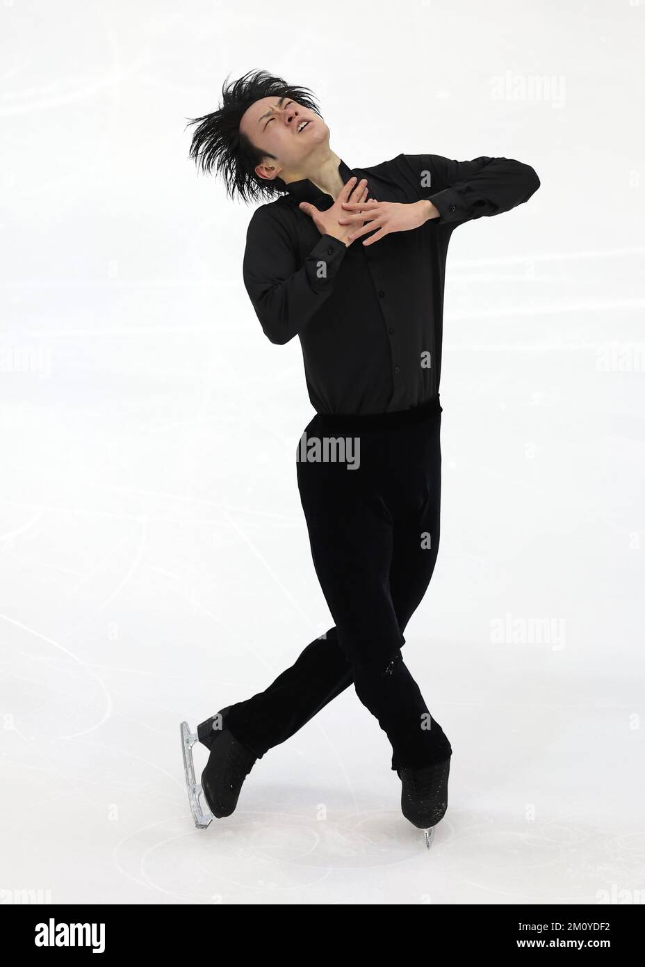 Torino, 8th dicembre 2022. La SOTA Yamamoto del Giappone si esibisce nel Short Program maschile a Palavela, Torino. Data foto: 8th dicembre 2022. Il credito di foto dovrebbe essere: Jonathan Moskrop/Sportimage Foto Stock