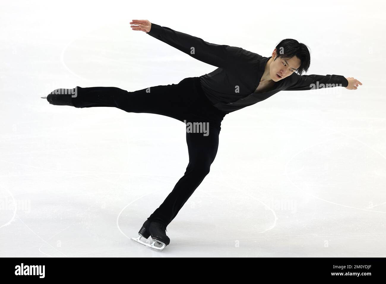 Torino, 8th dicembre 2022. La SOTA Yamamoto del Giappone si esibisce nel Short Program maschile a Palavela, Torino. Data foto: 8th dicembre 2022. Il credito di foto dovrebbe essere: Jonathan Moskrop/Sportimage Foto Stock