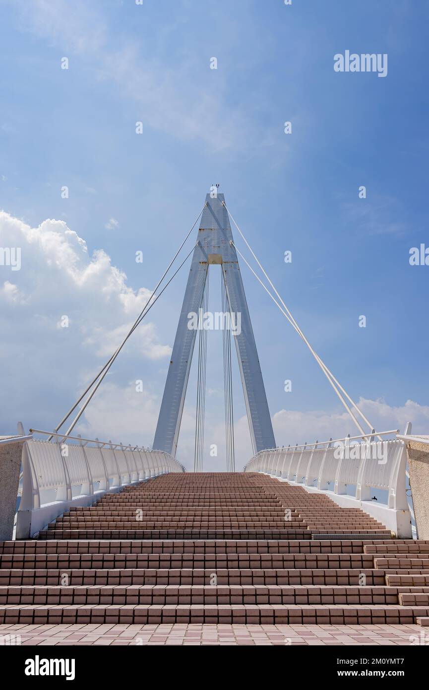 Vista soleggiata del Ponte dell'amante di Tamsui Fisherman's Wharf a Taiwan Foto Stock