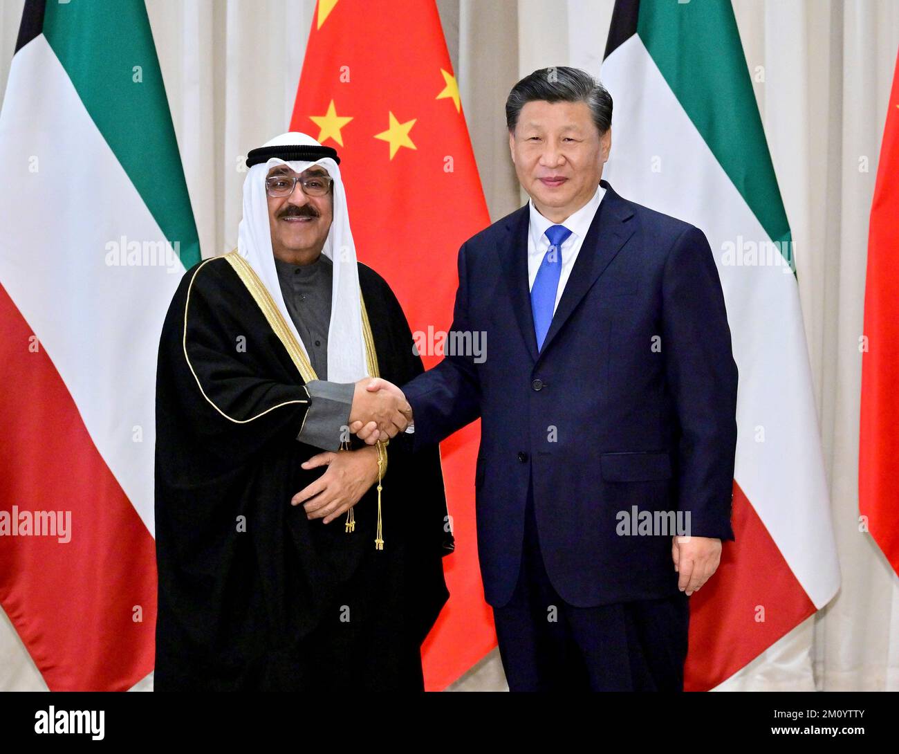 Riyadh, Arabia Saudita. 8th Dec, 2022. Il presidente cinese Xi Jinping incontra il principe ereditario del Kuwait Sheikh Mishal al-Ahmad al-Jaber al-Sabah a Riyadh, Arabia Saudita, 8 dicembre 2022. Credit: Yue Yuewei/Xinhua/Alamy Live News Foto Stock