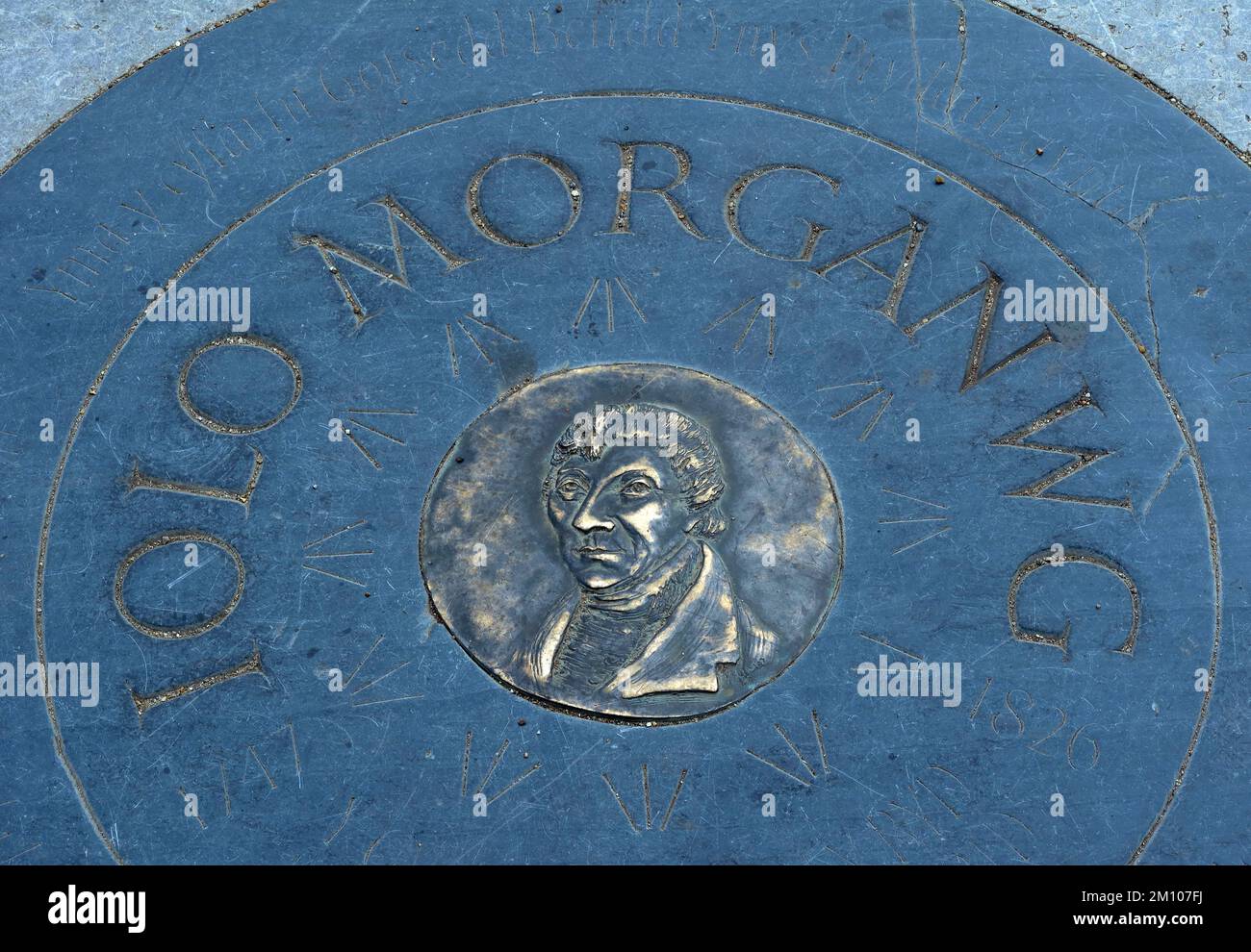 Edward Williams, meglio conosciuto con il suo nome bardico Lolo Morganwg, memoriale a Primrose Hill, Borough of Camden, Londra, Inghilterra, Regno Unito Foto Stock