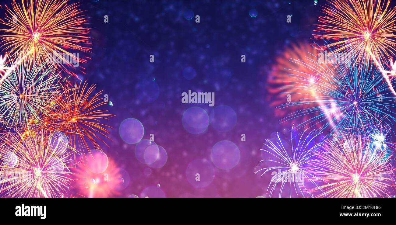 sfondo bokeh fuochi d'artificio rosso colorato celebrazione Foto Stock sfondo bokeh fuochi d'artificio rosso colorato celebrazione Foto Stock