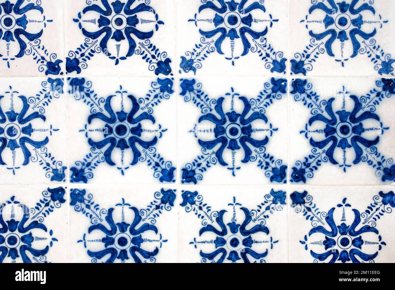 Piastrelle Iznik blu fatte a mano del Palazzo Topkapi a Istanbul, Turchia. Foto Stock