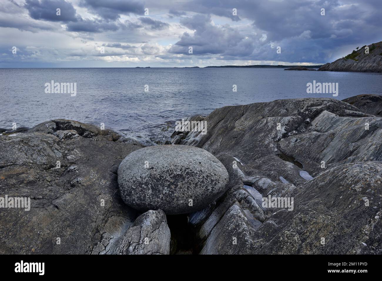 Svezia, Södermanland, arcipelago di Nynäshamn, Mar baltico, Yttre Garden Island, pioggia Foto Stock