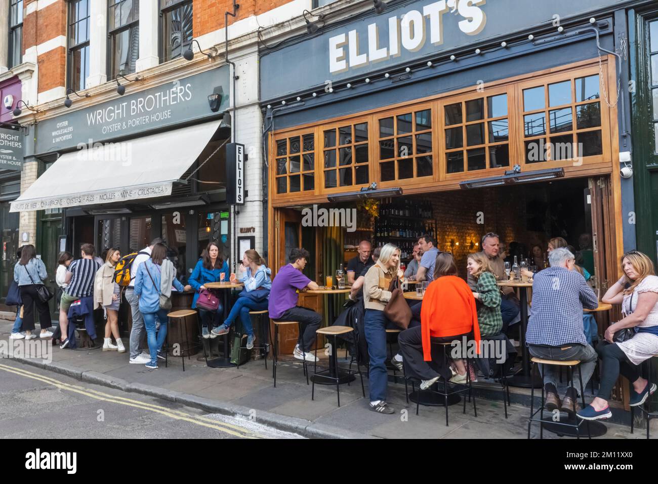 Borough Market, Elliot's and Wright Brothers Restaurants, Londra, Inghilterra Foto Stock