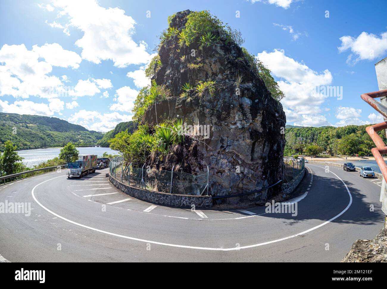 Punto di vista Maconde. Famosa curva stradale nel sud dell'isola di Mauritius, Africa Foto Stock