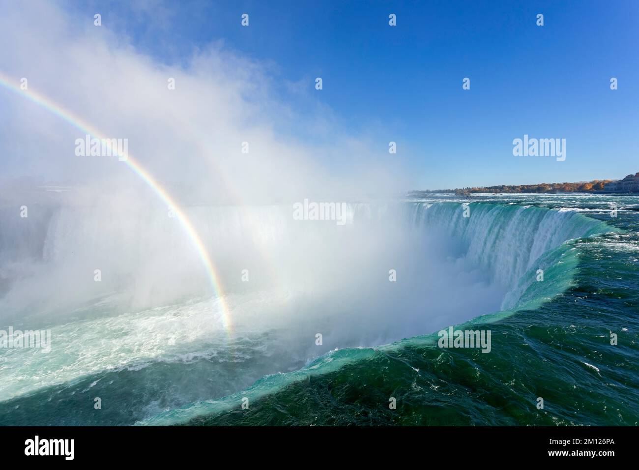 Canada, Ontario, Cascate del Niagara, le Cascate Horseshe di giorno con un arcobaleno Foto Stock