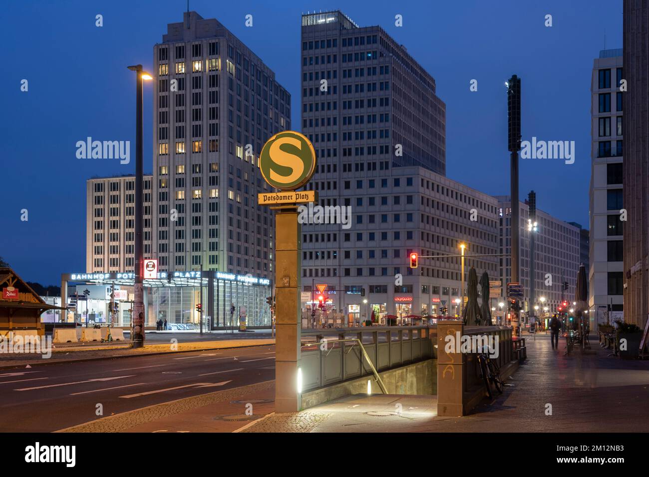 Potsdamer Platz all'alba, Berlino, Germania Foto Stock