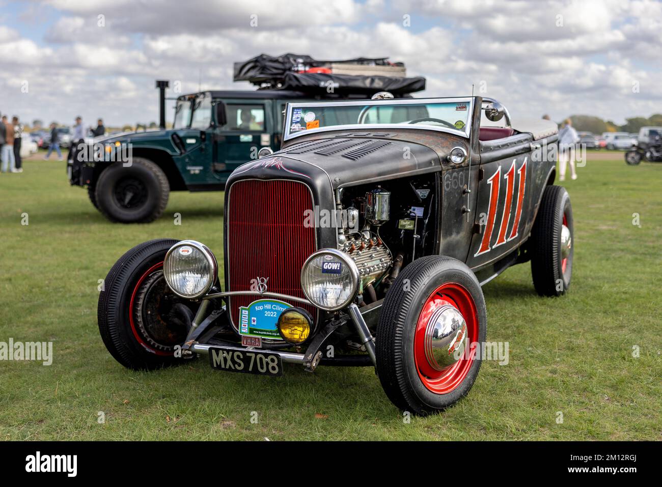Ford Hot Rod ‘MXS 708’ in mostra allo Scramble di ottobre tenutosi presso il Bicester Heritage Centre il 9th ottobre 2022 Foto Stock