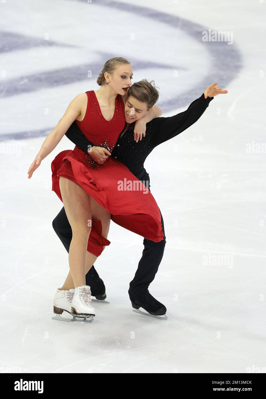 Torino, 9th dicembre 2022. Katerina Mrazkova e Daniel Mrazek della Repubblica Ceca si esibiscono nella Junior Ice Dance Rythm Dance a Palavela, Torino. Data foto: 9th dicembre 2022. Il credito per le immagini dovrebbe essere: Jonathan Moskrop/Sportimage Credit: Sportimage/Alamy Live News Foto Stock